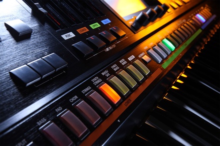 Roland Jupiter-80