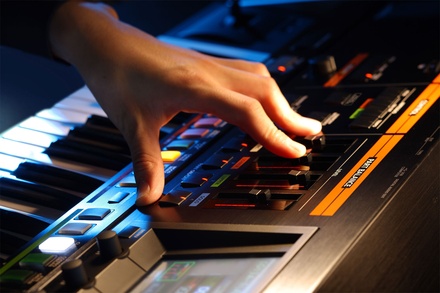 Roland Jupiter-80
